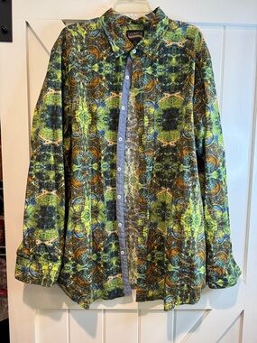 Daniel Cremieux Green and Blue Paisley-Style Button-Down Shirt